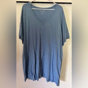 Women’s Plus Size Short Sleeve V-Neck T-Shirt — Universal Thread 4X Light Blue